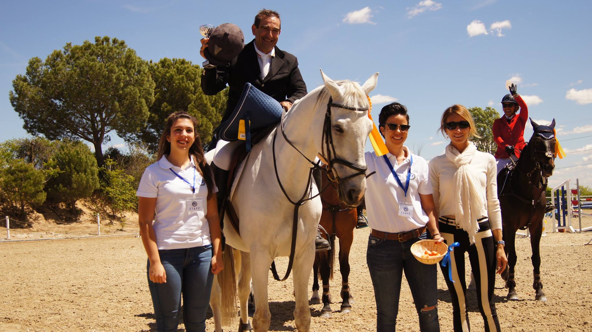 Sin adelantar el dinero